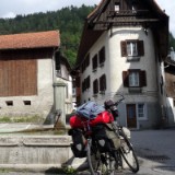 1505F 013 Dorfplatz in Tamins